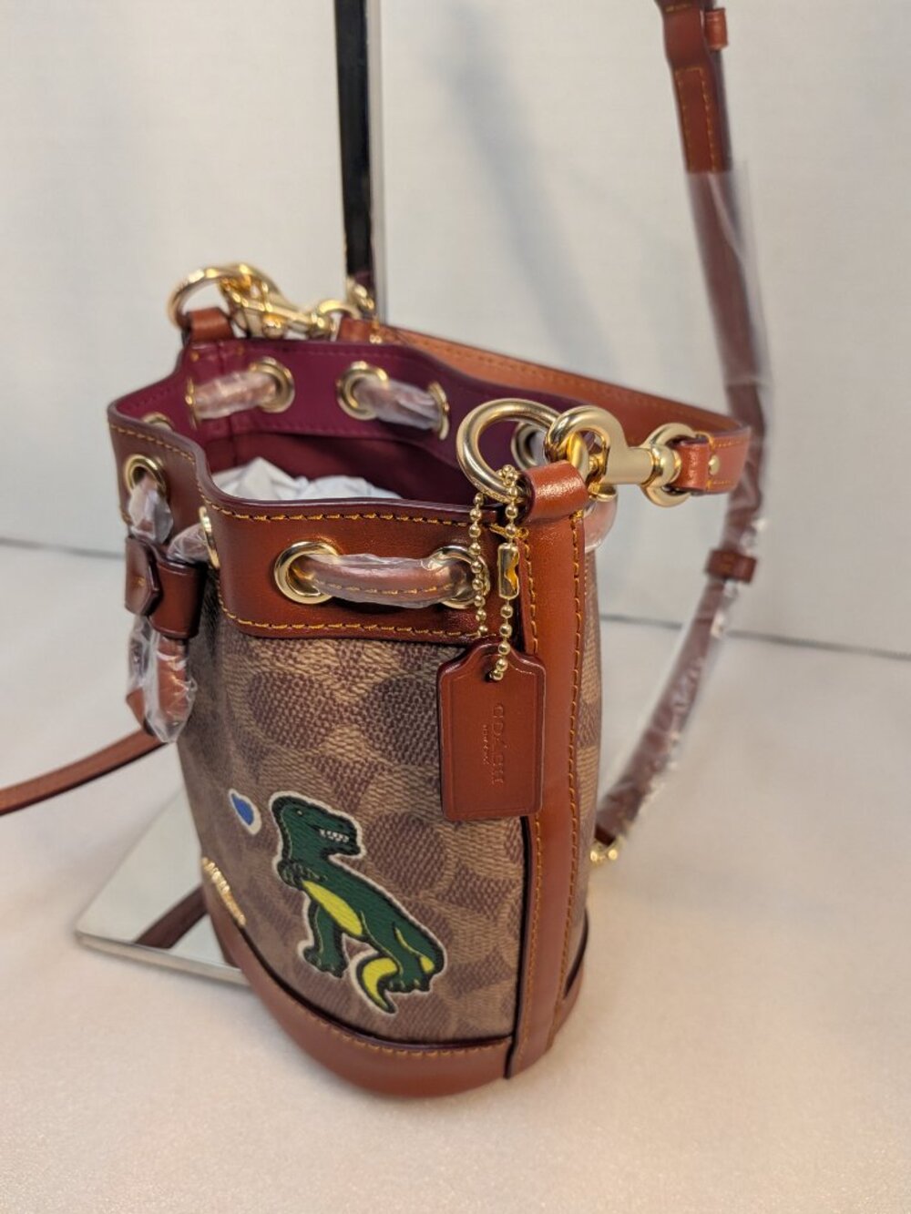 NWT Mini Bucket Bag In Signature Canvas With Sticker Print (CW300) - Picture 9 of 13